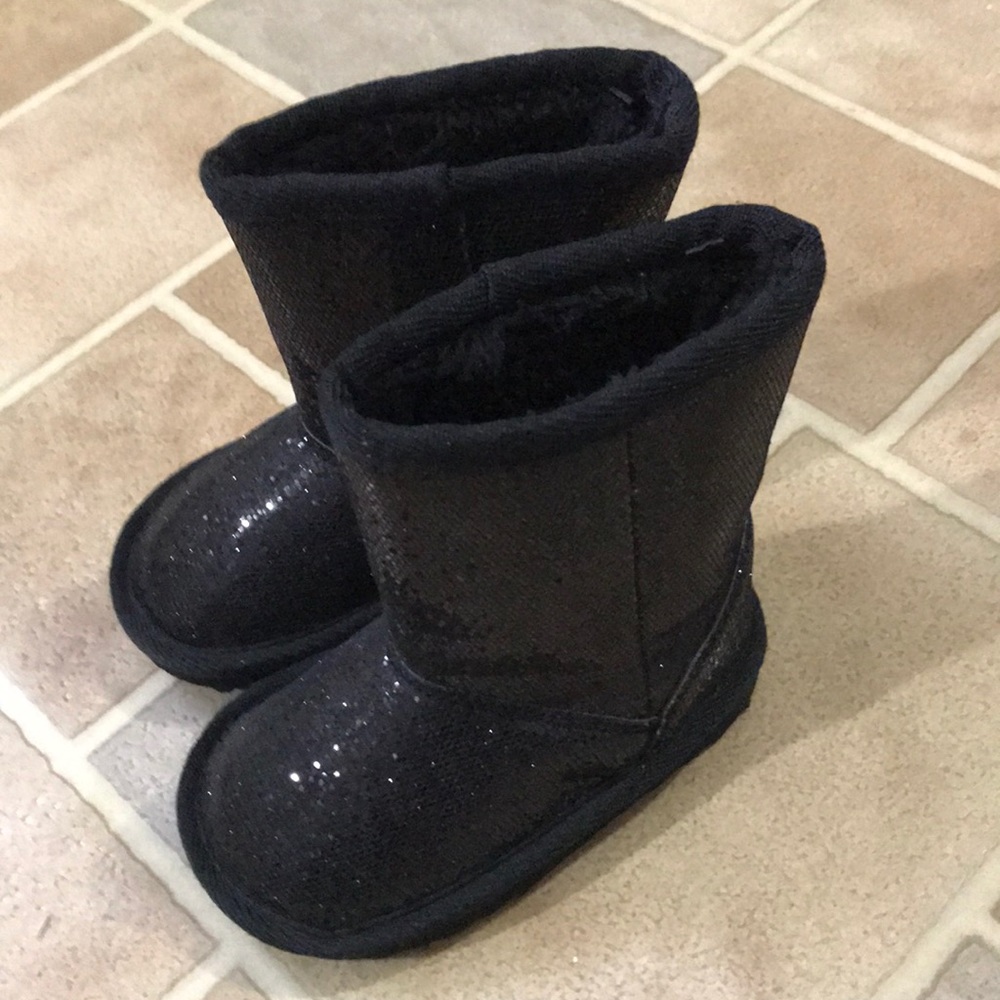 Children’s place boots